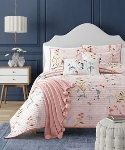 Five Queens Court Blakely Rose Quilt