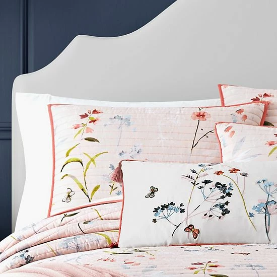 Five Queens Court Blakely Rose Quilt 4 Five Queens Court Blakely Rose Quilt - Image 2