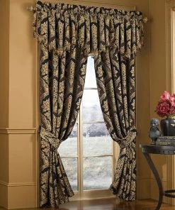 Five Queens Court Reilly Window Curtain Set