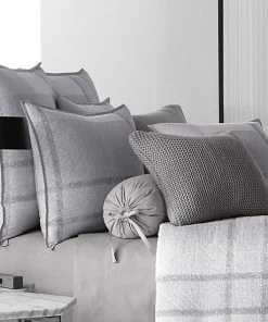 Five Queens Court Langdon 4-piece Comforter Set -J. Queen New York shop unnamed file 1021