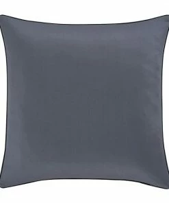 Five Queens Court Danielle Euro Sham -J. Queen New York shop unnamed file 1155