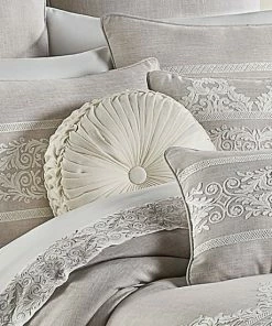 Five Queens Court Maryanne White Tufted Round Decorative Throw Pillow -J. Queen New York shop unnamed file 1432