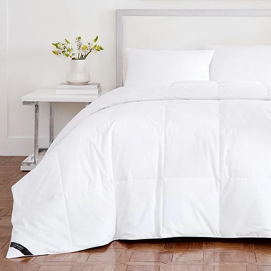 Five Queens Court Elegance Down-Alternative Comforter 3 Five Queens Court Elegance Down-Alternative Comforter