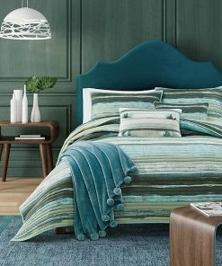 Five Queens Court Cameron Forest Quilt