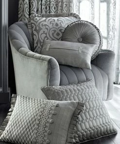 Five Queens Court Lafayette Tufted Round Throw Pillow -J. Queen New York shop unnamed file 1592