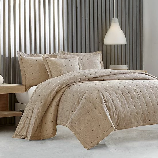 Five Queens Court Ethan Quilt Set With Shams 4 Five Queens Court Ethan Quilt Set With Shams - Image 2