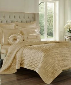 Five Queens Court Saranda Quilt Or Sham Natural -J. Queen New York shop unnamed file 162