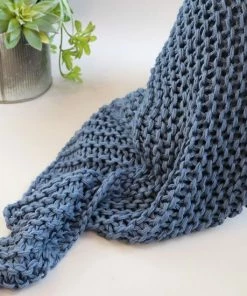 Five Queens Court Leon Throw Black -J. Queen New York shop unnamed file 190