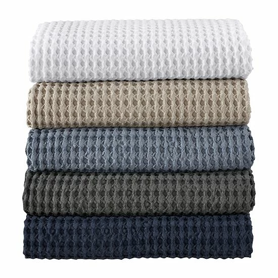 Five Queens Court Pine Beach Chambray Throw White 7 Five Queens Court Pine Beach Chambray Throw White - Image 5