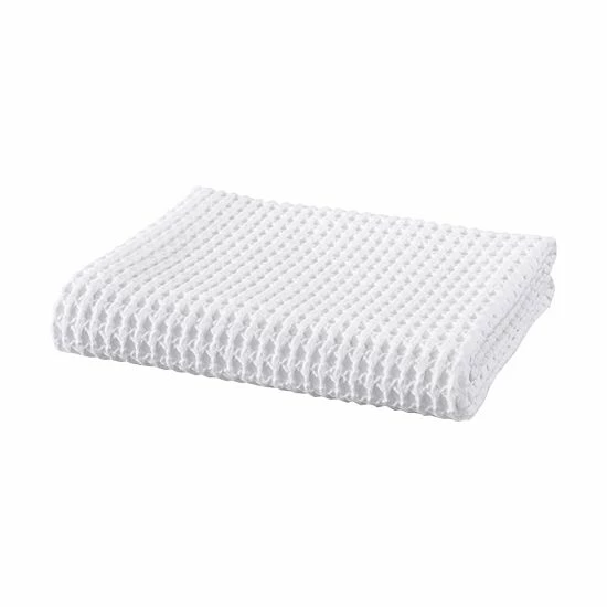 Five Queens Court Pine Beach Chambray Throw White 11 Five Queens Court Pine Beach Chambray Throw White - Image 9