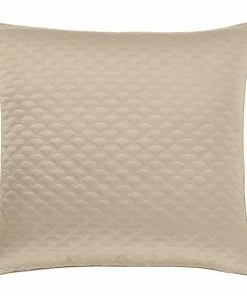 Five Queens Court Lincoln Quilt Set With Shams -J. Queen New York shop unnamed file 295