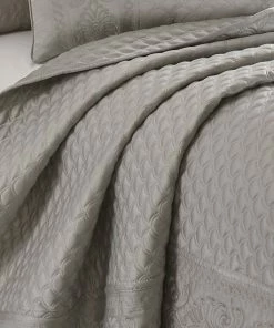 Five Queens Court Lincoln Quilt Set And Shams -J. Queen New York shop unnamed file 302