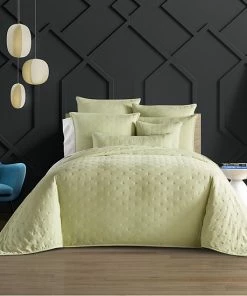 Five Queens Court Vito Quilt Set With Shams White 14 Five Queens Court Vito Quilt Set With Shams White -J. Queen New York shop unnamed file 339