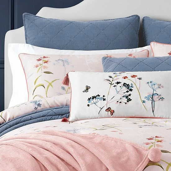 Five Queens Court Blakely Rose Comforter Set With Shams 4 Five Queens Court Blakely Rose Comforter Set With Shams - Image 2