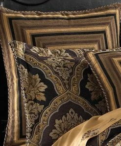 Five Queens Court Reilly Euro Sham -J. Queen New York shop unnamed file 545