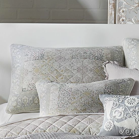 Five Queens Court Mylie Blush Quilt Or Sham 5 Five Queens Court Mylie Blush Quilt Or Sham - Image 3