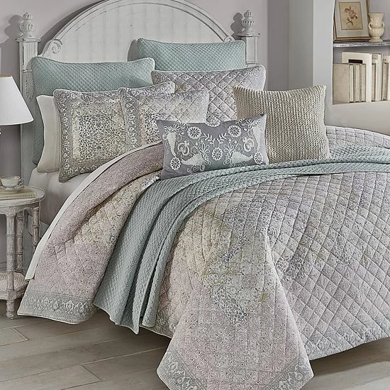 Five Queens Court Mylie Blush Quilt Or Sham 9 Five Queens Court Mylie Blush Quilt Or Sham - Image 7