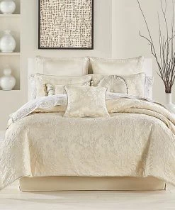 Five Queens Court Baltimore Ivory California Comforter Set