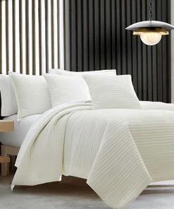 Five Queens Court Miles Standard Quilted Sham White -J. Queen New York shop unnamed file 67