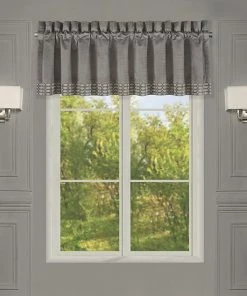 Five Queens Court Belford Window Straight Valance