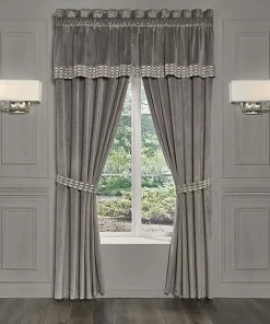 Five Queens Court Belford Window Straight Valance -J. Queen New York shop unnamed file 750