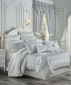 Five Queens Court Rivas Comforter Set With Shams