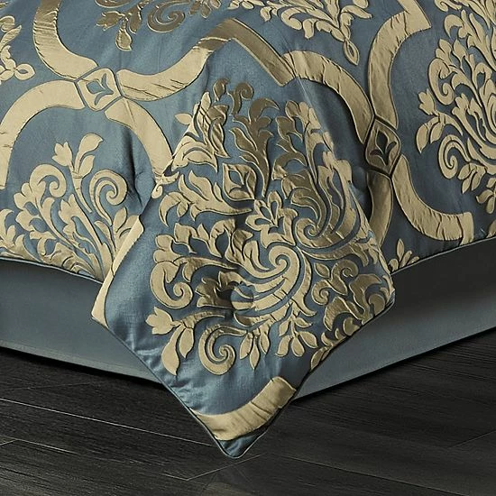 Five Queens Court Carla Azure 4-piece Comforter Set 6 Five Queens Court Carla Azure 4-piece Comforter Set - Image 4