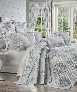 Five Queens Court Estelle Blue Quilt Set